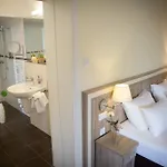 Ingeborg Hotel 3*
