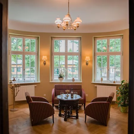 英博格维拉旅馆