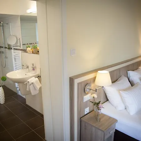 Ingeborg Hotel 3*